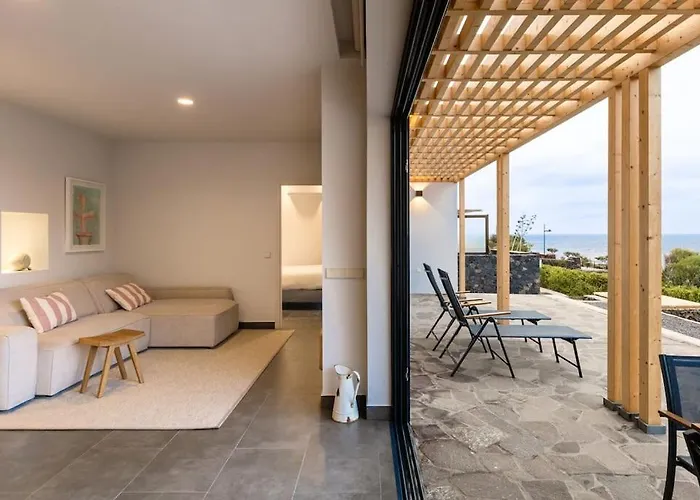 Hotel Casa Lapa En La Isla Con Alma Valverde (El Hierro)